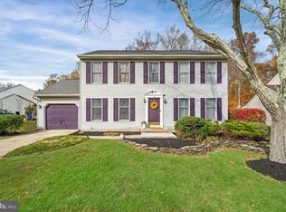 4 Bristol Ct, Newark, DE 19702