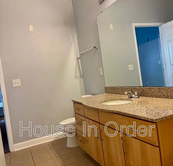 1000 Olde Eastwood Village Blvd #107 — Photo 10