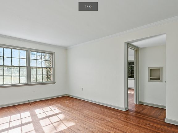 2nd image of 236 E 60th St APT 1