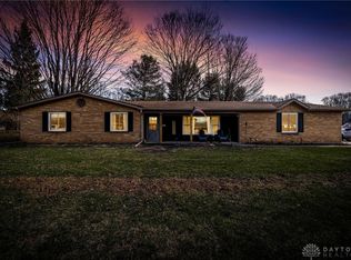 2260 Marcia Dr, Bellbrook, OH