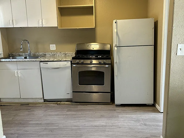 601 Manitou Ave #3 — Photo 9