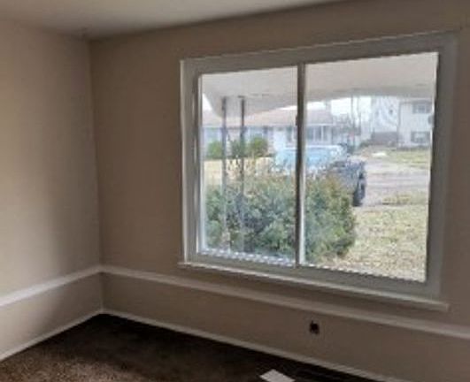 3rd image of 174 Tecumseh Dr