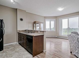 1727 N 54th St SE #401, Calgary, AB T2A1B7