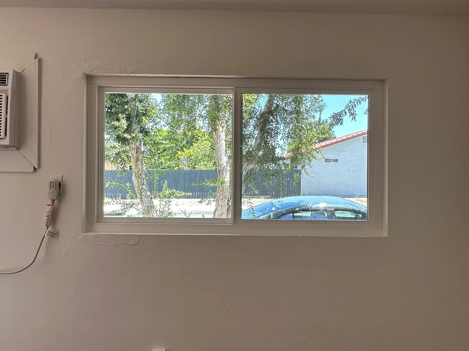 Studio, 300 sqft, $1,100 — Photo 2