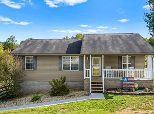 517 Bowers Park Cir, Knoxville, TN 37920