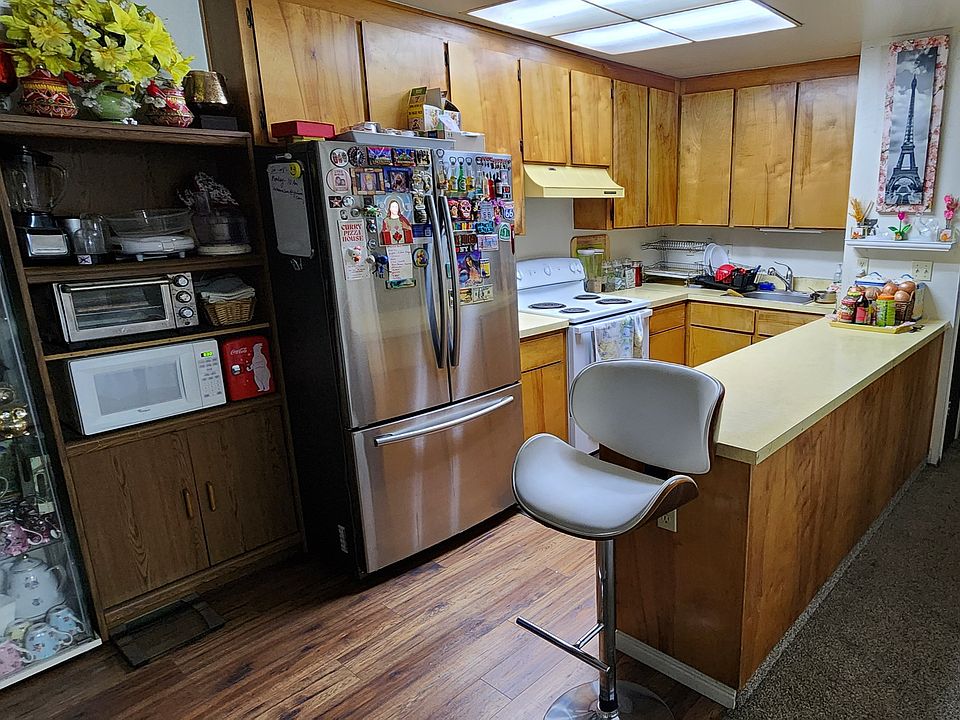 1st image of 217 Eastside Dr