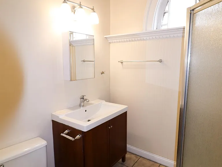 2615 Eden Avenue — Photo 10