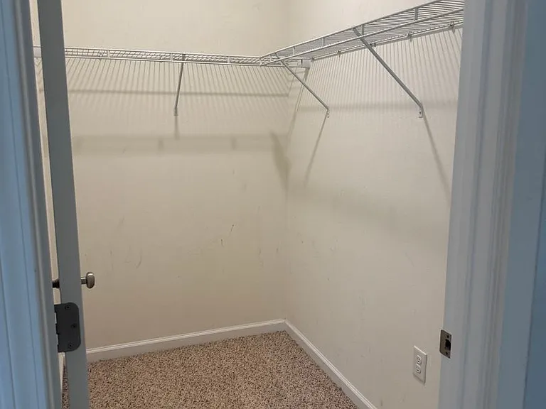 316 Merlin Ct — Photo 26