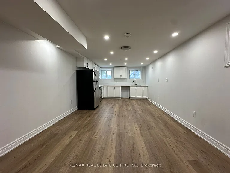 67 York Rd #BASEMENT — Photo 6