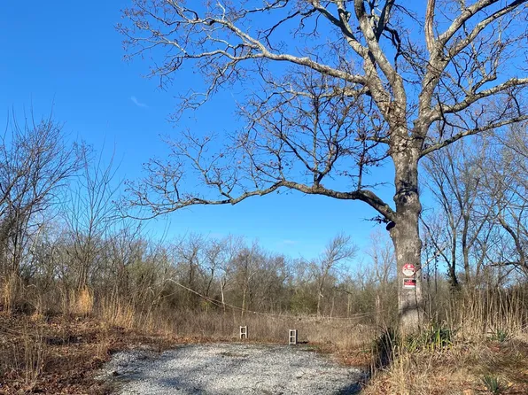 2840 N Lone Elm Ave, Joplin, MO 64801