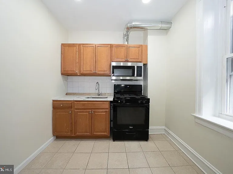 22 Ardmore Ave #2 — Photo 18