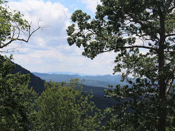 5th image of 143 Shiloh Rdg