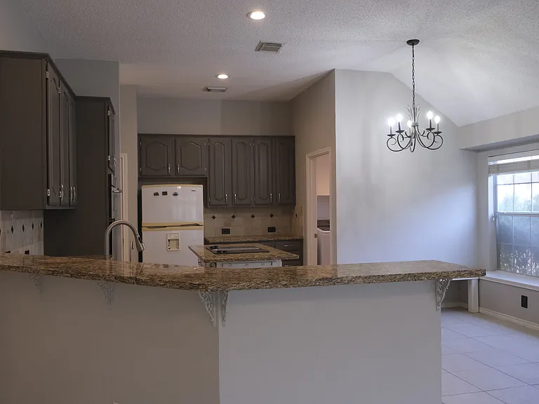 11309 Oxford Pl — Photo 16