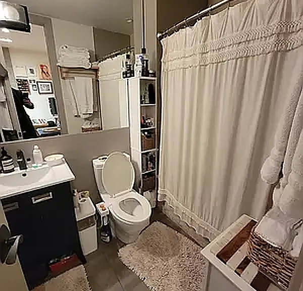 586 Grand St #4C — Photo 9