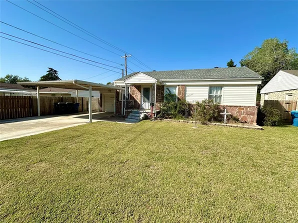 207 E Atkinson Dr, Midwest City, OK 73110