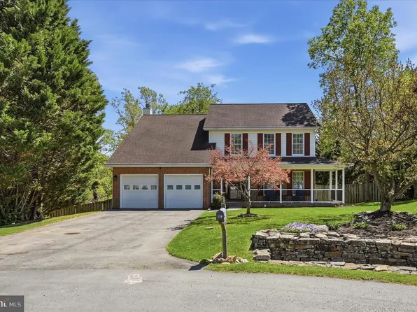 228 Cavalry Dr, Winchester, VA 22602