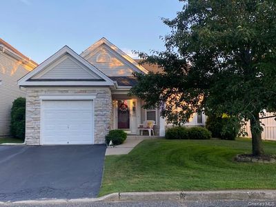8 Ariel Drive, Middle Island, NY, 11953