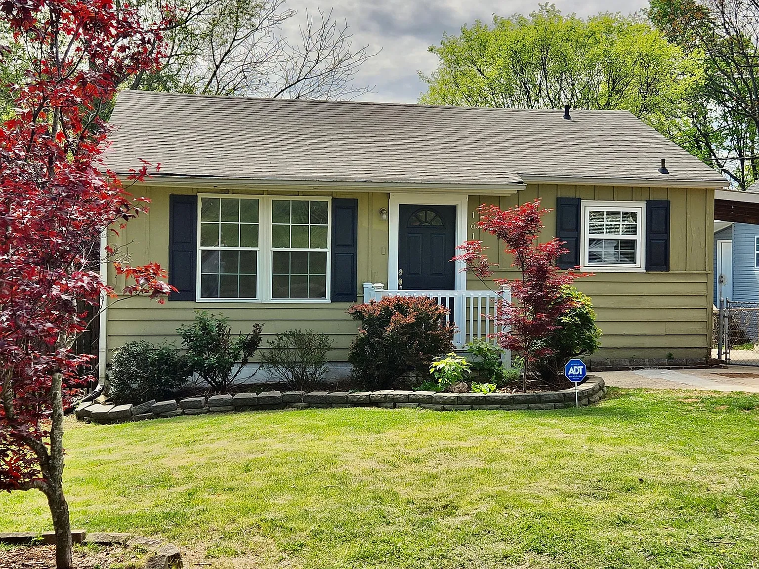 2 bed, 750 sqft, $1,700 — Photo 1
