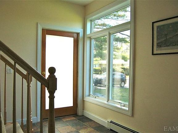 2nd image of 10 Park Ave