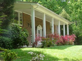 739 Homeplace Dr APT 6, Chapel Hill, NC 27517