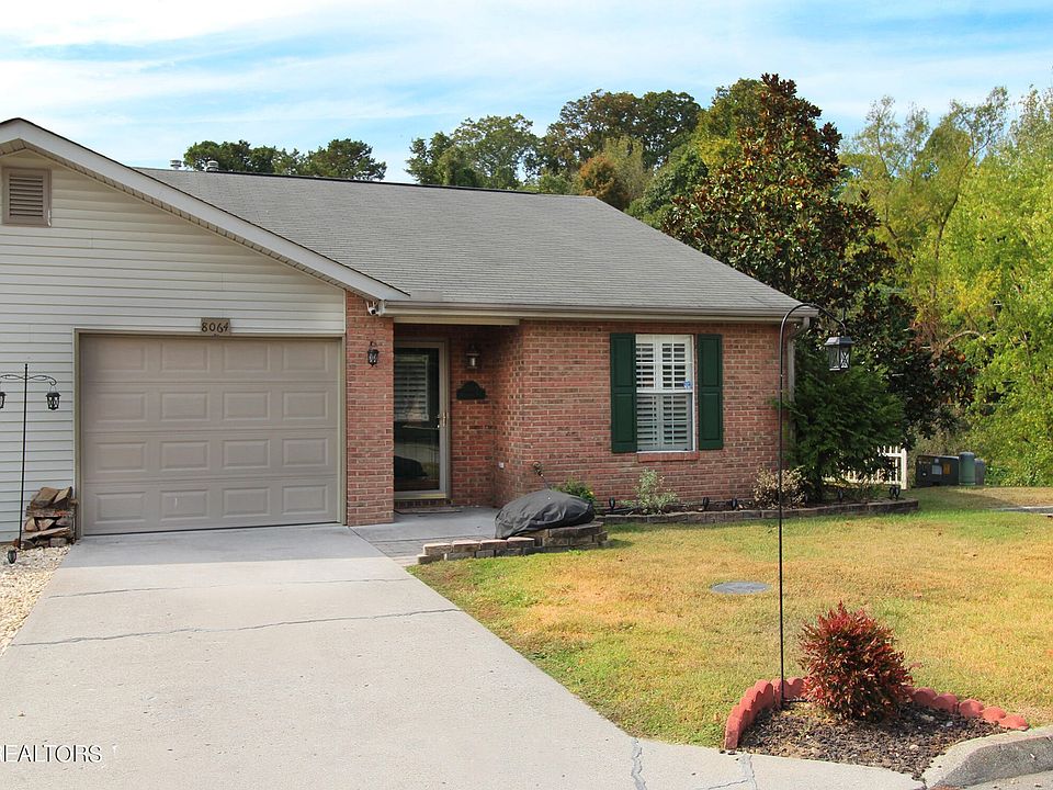 1st image of 8064 Chambord Way