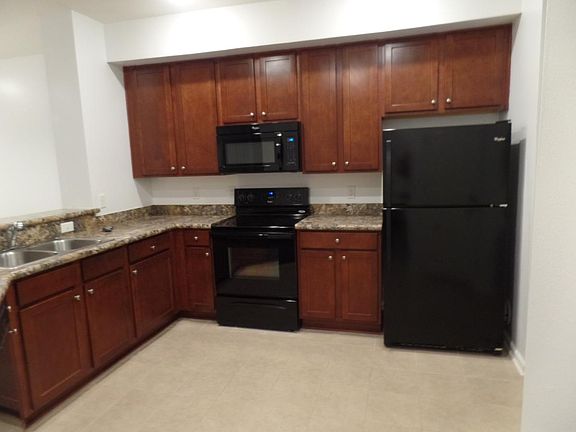 4th image of 5516 Nottinghamshire Ln Floor 1