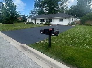 5545 S Edgewood Ave, Countryside, IL