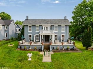 284 N Kennebec Ave, McConnelsville, OH 43756