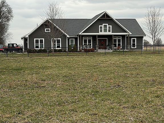 2nd image of 17765 Pembrook Rd