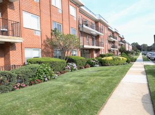 85 S Centre Ave APT A10, Rockville Centre, NY 11570