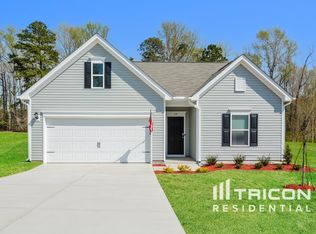 339 Oriental St, Angier, NC 27501