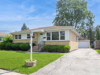 581 N Mount Prospect Rd, Des Plaines, IL, 60016