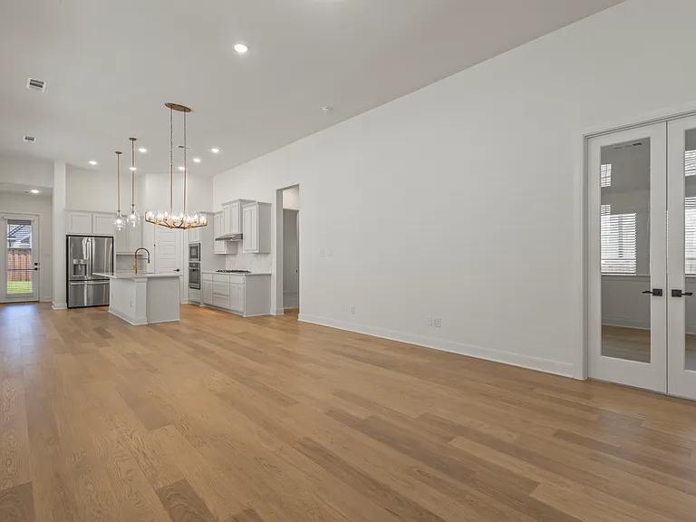 9105 Buckeye Bnd — Photo 7
