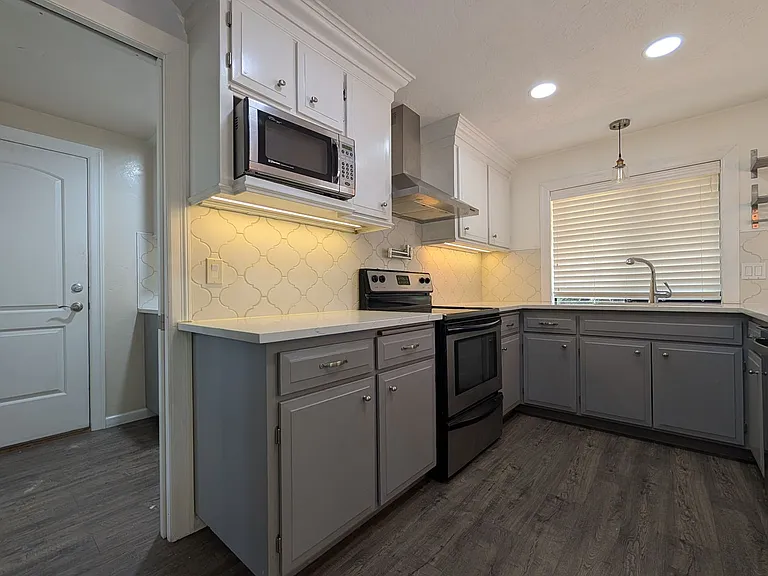 3570 Hickory Ave — Photo 8