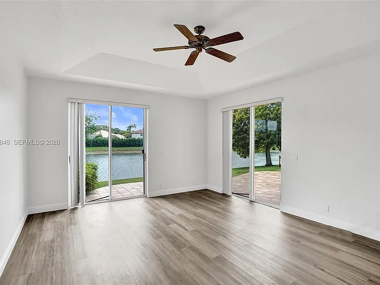10800 Haydn Dr — Photo 9