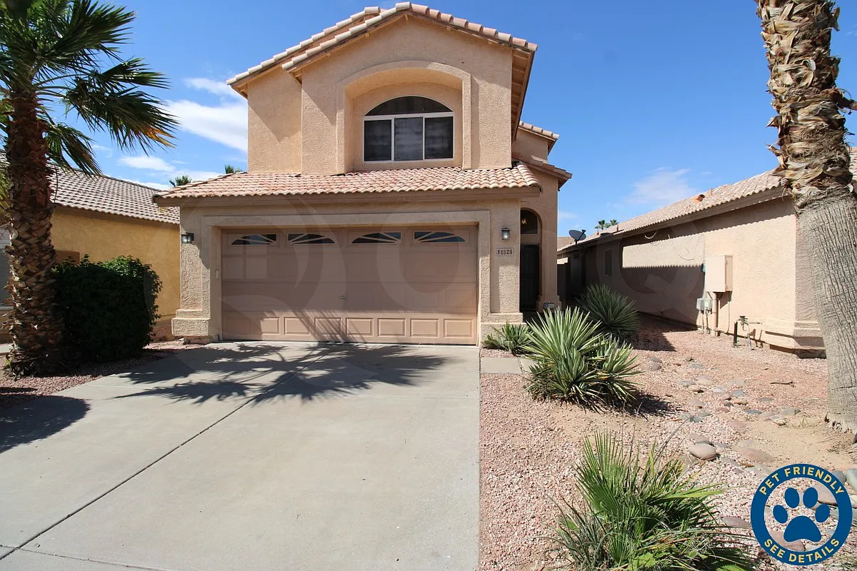 3 bed, 2.5 bath, 1601 sqft, $2,399 — Photo 1