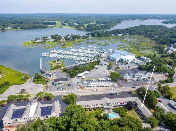 141 Main St #Townhouse 1, West Dennis, MA 02670