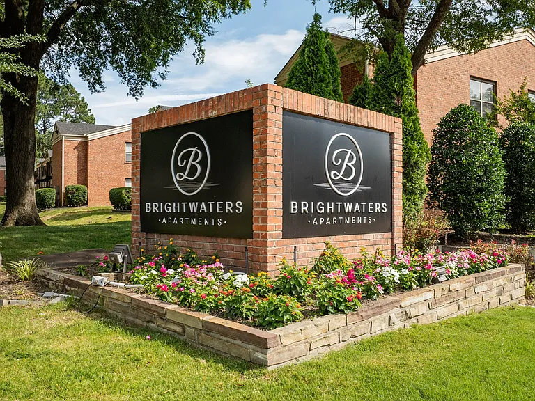 Brightwaters Apartments — Photo 22
