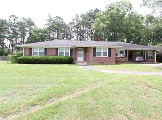 120 Crescent Rd, Greenwood, SC 29649