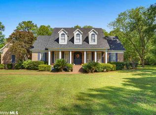 8810 Winford Ln W, Mobile, AL 36619