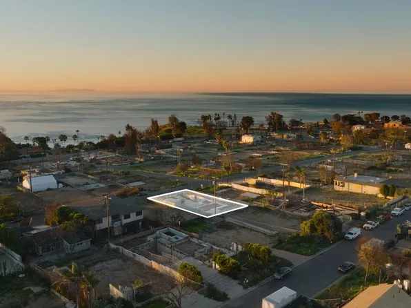 16847 Bollinger Dr, Pacific Palisades, CA 90272