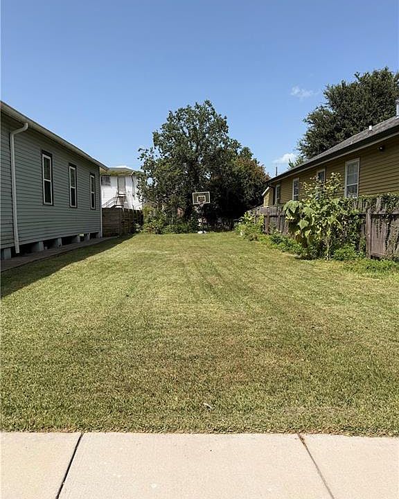1st image of 3716 Delachaise St