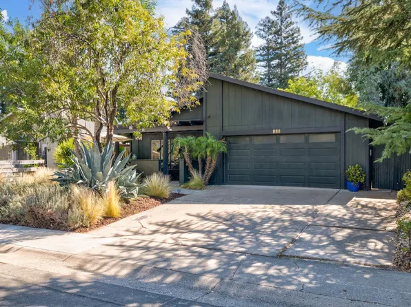 590 Fairgrounds Dr, Sacramento, CA 95817