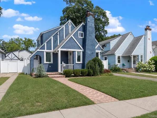 995 Kings Parkway, Baldwin, NY 11510