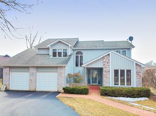 461 Jennifer Ln, Grayslake, IL