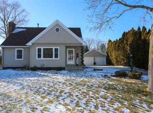 312 Longview Dr, Waterloo, IA 50701