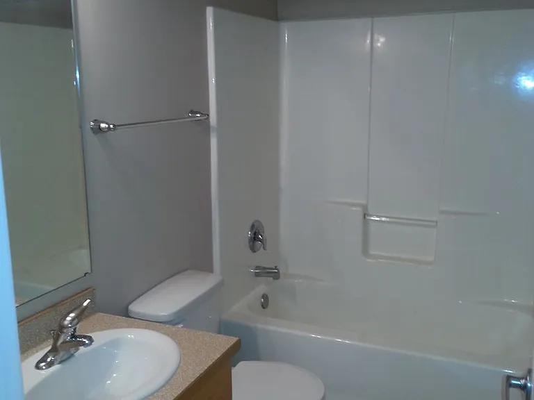 1115 Westport Beach Way #E — Photo 1