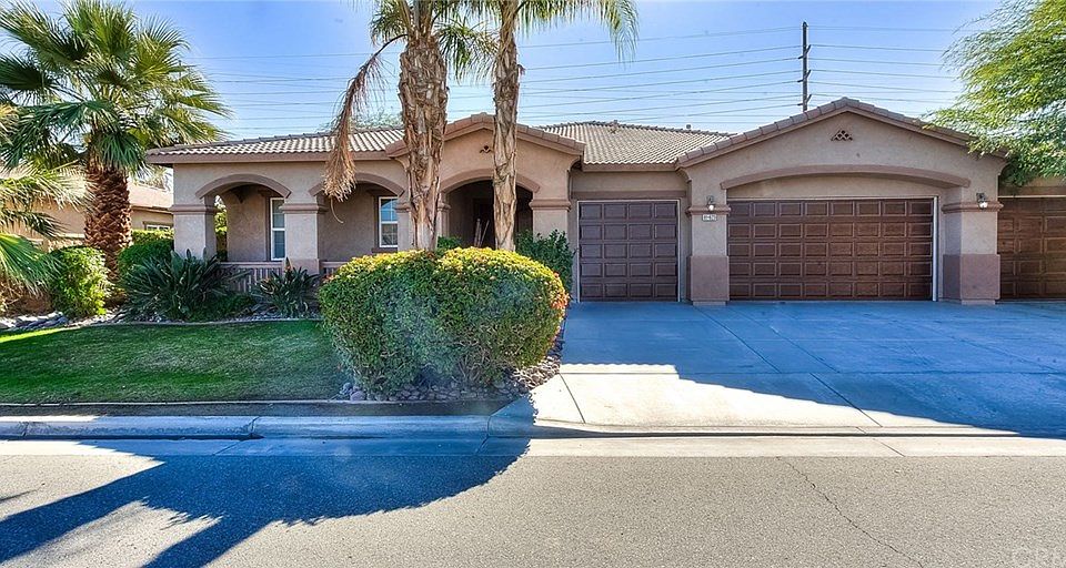1st image of 81823 Il Serenada Dr