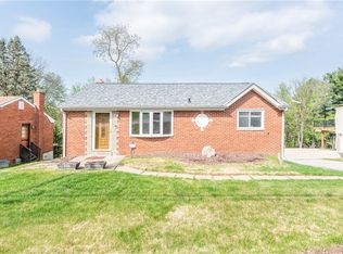 112 Neilson Dr, Clairton, PA 15025