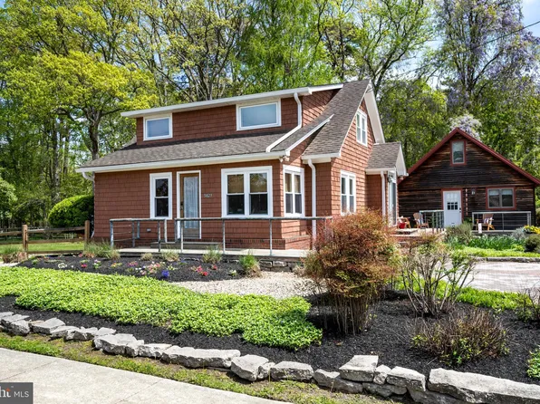 5823 S Hawthorne Ave, Rock Hall, MD 21661